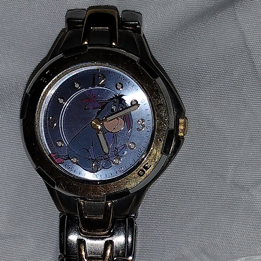 Watch - Picture 2 of 4
